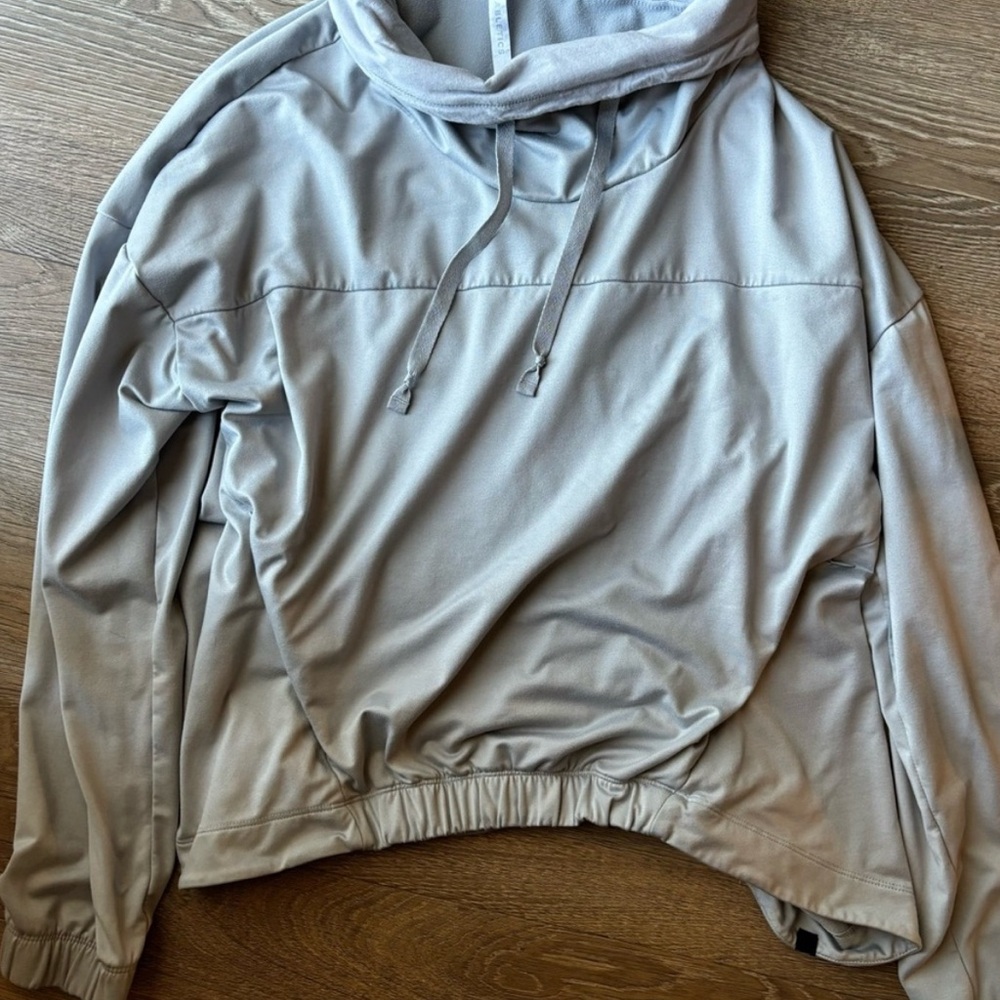 Fabletics Light Gray Hoodie women’s XL